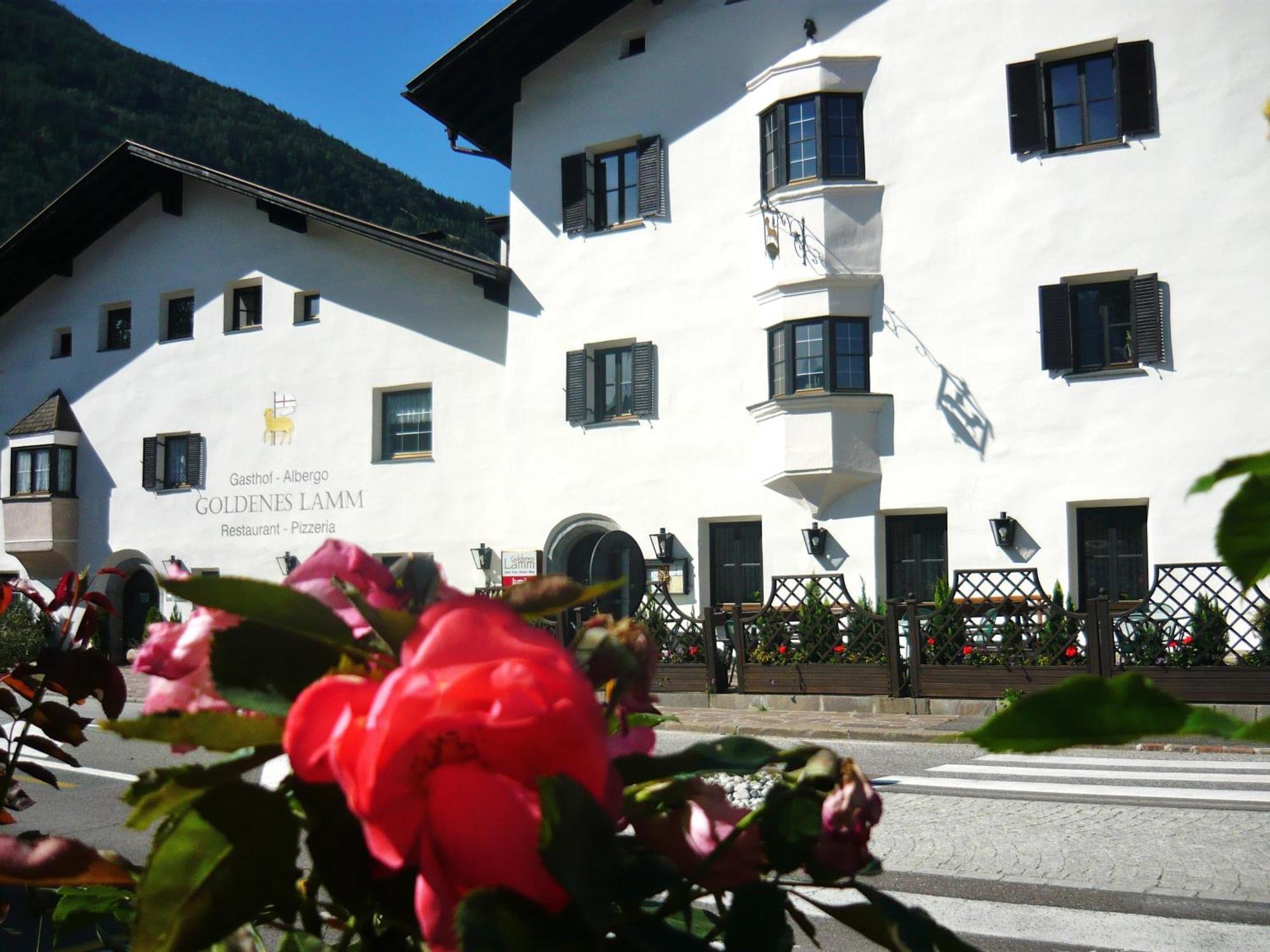 Gasthof Goldenes Lamm Vahrn 외부 사진