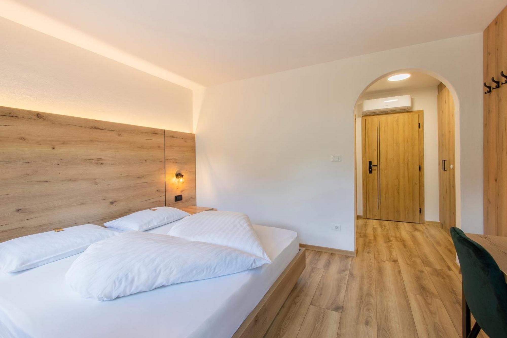 Gasthof Goldenes Lamm Vahrn 외부 사진